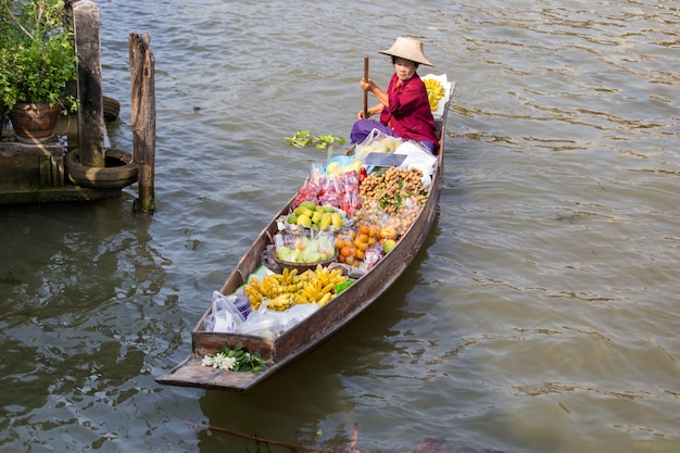 Discover the Hidden Gem of Southeast Asia: Why You Should Travel to Luang Prabang, Laos