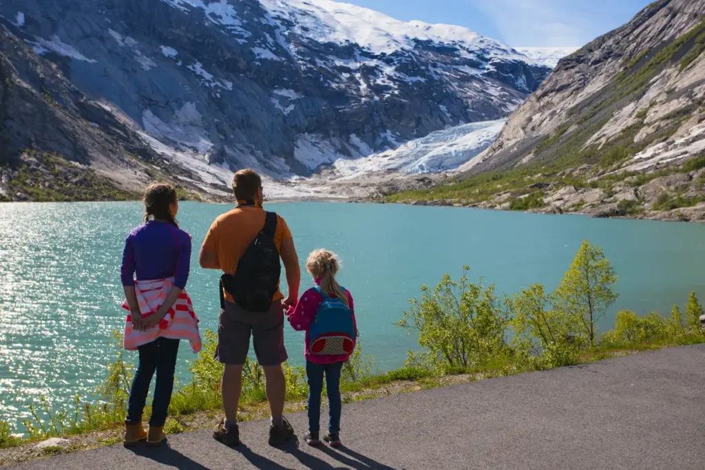 Discover Lake Wanaka: The Heart of Adventure in New Zealand