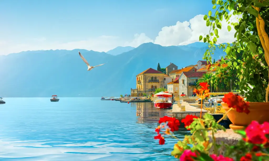 Discover the Magic of Lake Garda in Garda, Italy